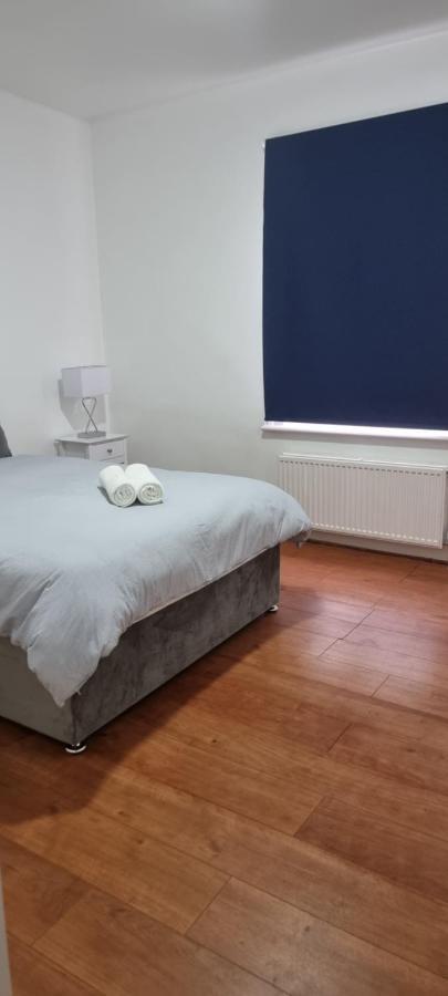 Cricklewood Broadway Guest Home Londra Esterno foto